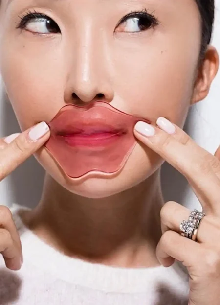 ماسك الشفايف الكورى شفايفك أنعم و أرطب من الأول استخدام (4) ماسك الشفايف الكورى شفايفك أنعم و أرطب من الأول استخدام