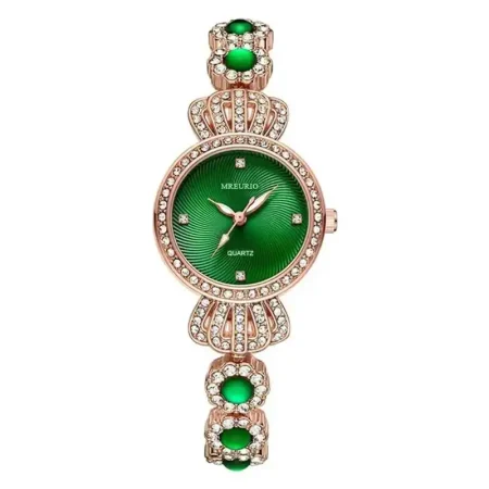 ساعة سمارت وتش A56 بلس مع طقم اكسسوارات نسائي ساعة سمارت وتش A56 بلس مع طقم اكسسوارات نسائي
