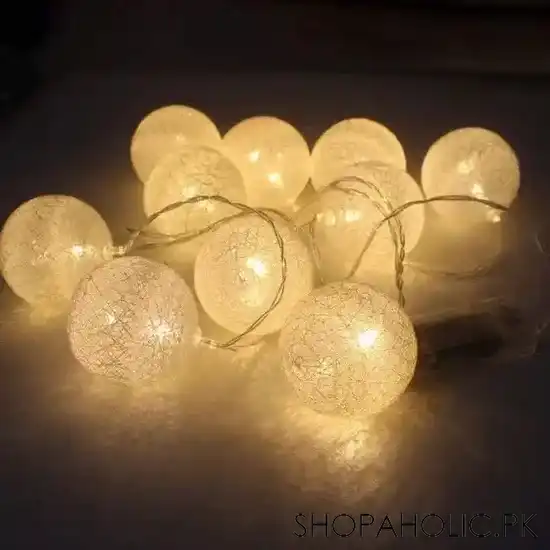 شريط كرات أضواء الكريسماس
