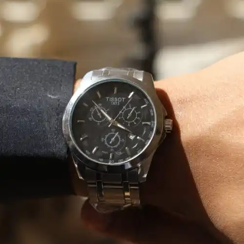ساعة تيسوت Tissot رجالي ستانلس ستيل بتصميم فاخر