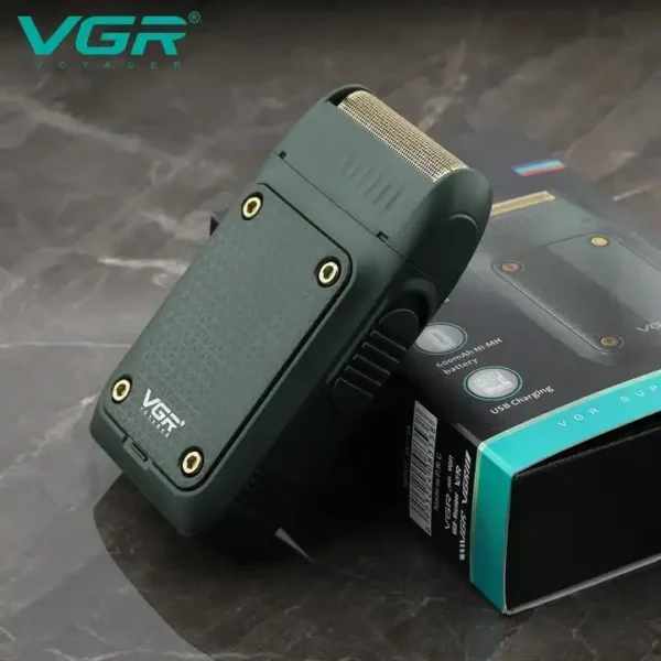 ماكينة تنعيم VGR 353 للرجال تنعيم سريع ودقيق لكل انواع البشرة