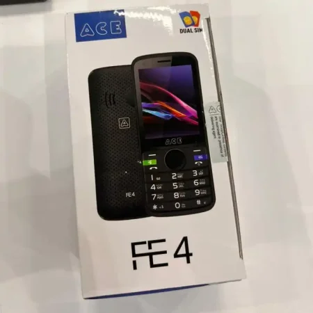 موبايل زراير ايس FE4 بشريحتين وشاشة كبيره 2.8 مع راديو وكاميرا موبايل زراير ايس FE4 بشريحتين وشاشة كبيره 2.8 مع راديو وكاميرا