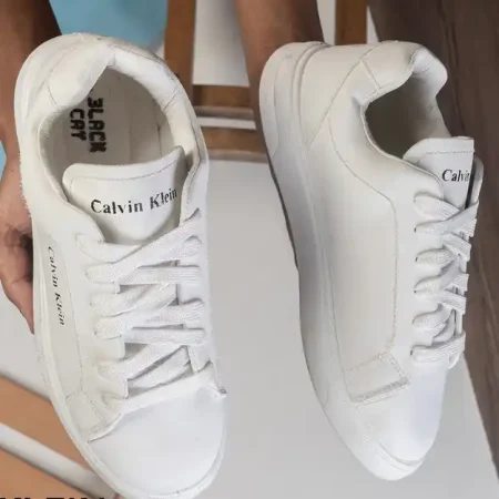 كوتشي Calvin Klein رجالي جلد مستورد بتصميم كلاسيك عصري كوتشي Calvin Klein رجالي جلد مستورد بتصميم كلاسيك عصري