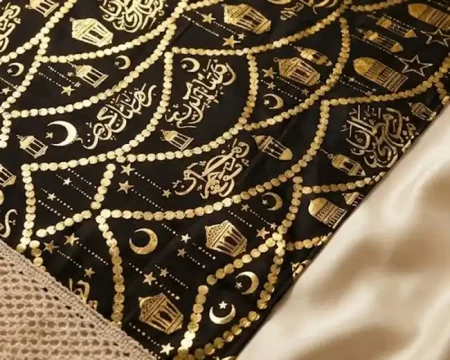 طقم رانر وكوشن مودرن بيج في اسود لديكور السفرة والرمضانيات طقم رانر وكوشن مودرن بيج في اسود لديكور السفرة والرمضانيات