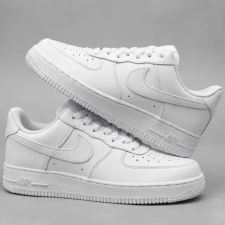 كوتشي Nike Air Force طبي بجلد وجوده مستوردة