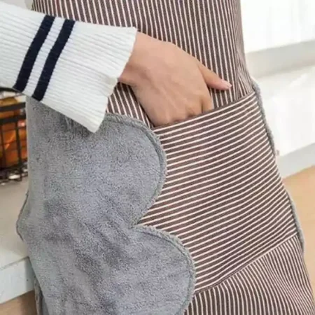 مريلة مطبخ مستوردة بفوطة مقاومة للماء وجيب امامي واسع مريلة مطبخ مستوردة بفوطة مقاومة للماء وجيب امامي واسع